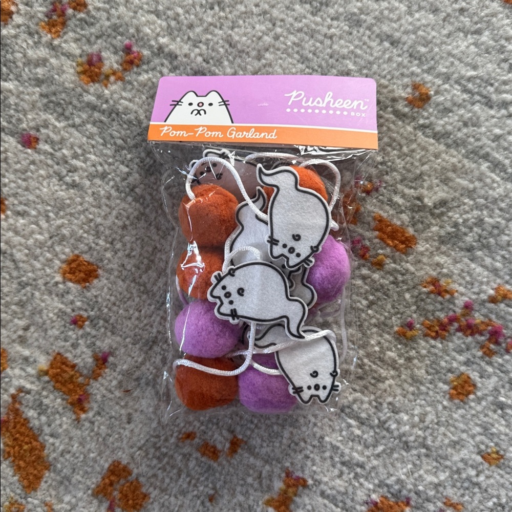 Pusheen Halloween Pom-Pom Garland 2021 Pusheen Box Exclusive